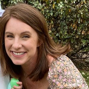 Meet your Posher, Hollis